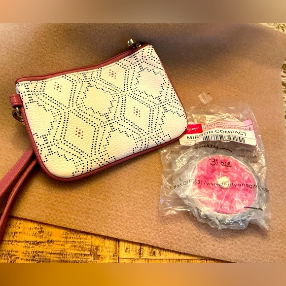 Thirty-One Jewell small with mirror!  Bra… - Picture 2 of 5